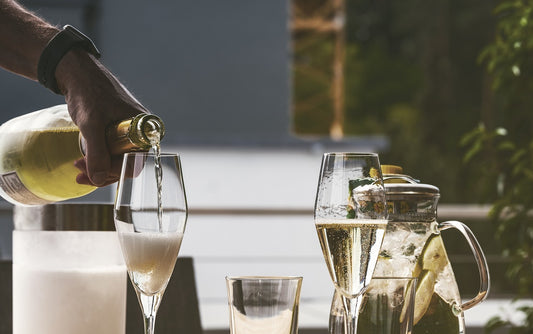 Champagne vs. Sparkling Wines: The Global Bubbly Showdown