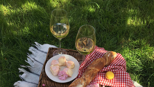 Golden Hour Picnics: What to Drink When the Day Slows Down