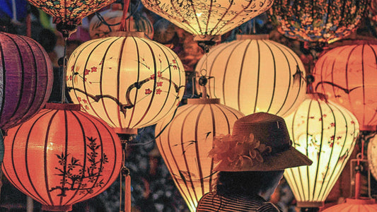 Drinking Etiquette Decoded: Alcohol Customs Across Cultures